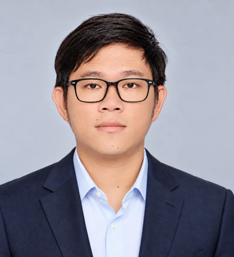 Ảnh chân dung của Trung Ta